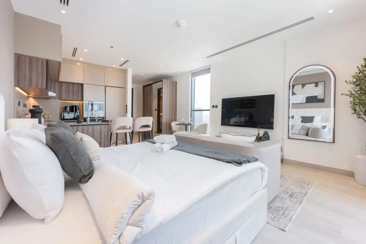 Sleek Studio in Jumeirah Village Triangle