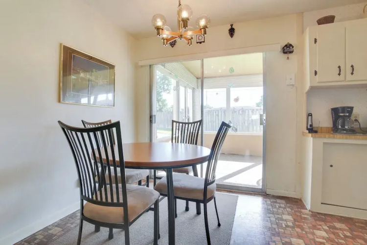 Pets Welcome: Cozy Home w/ Pool in Margate!