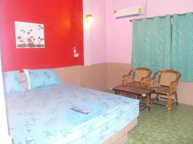Rueangsri Siri Guesthouse