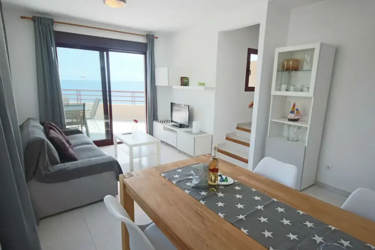 New 2019 Exclusive Frontline Duplex Penthouse