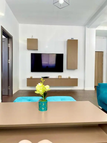 Tiago Residence