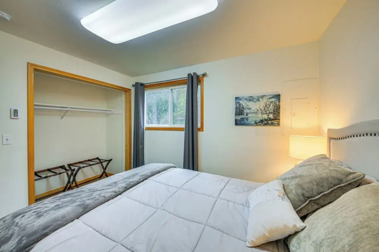 Expansive Waterfront Escape w/ Kayaks + Sups!