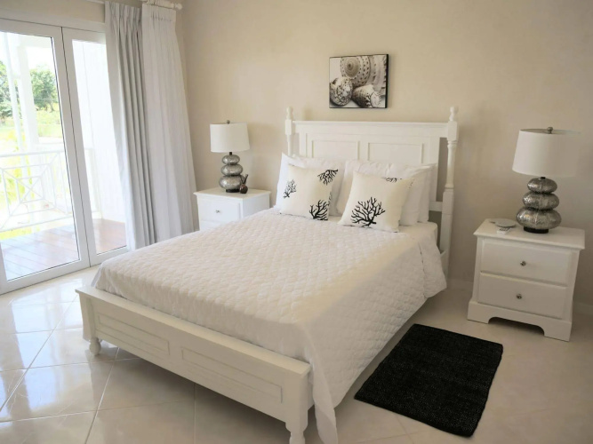Lantana Resort