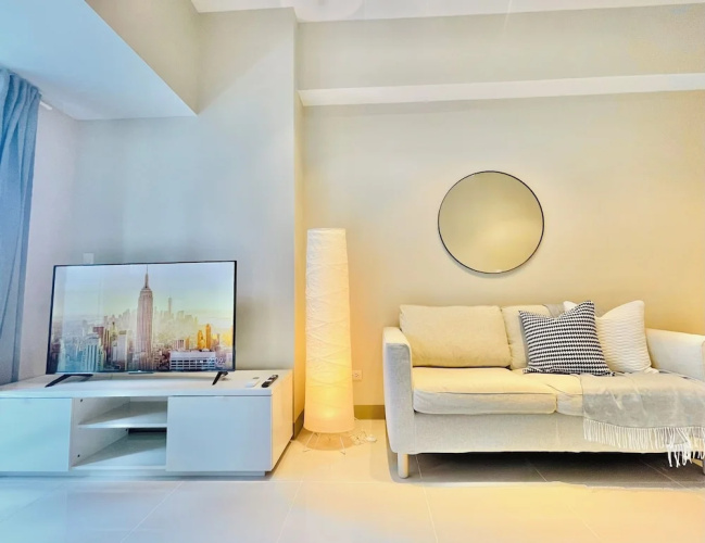 Uptown Parksuites 2