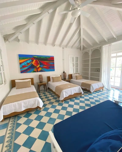 Standard Triple room with balcony
