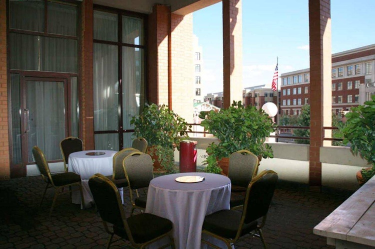 Embassy Suites by Hilton Alexandria Old Town photo 28