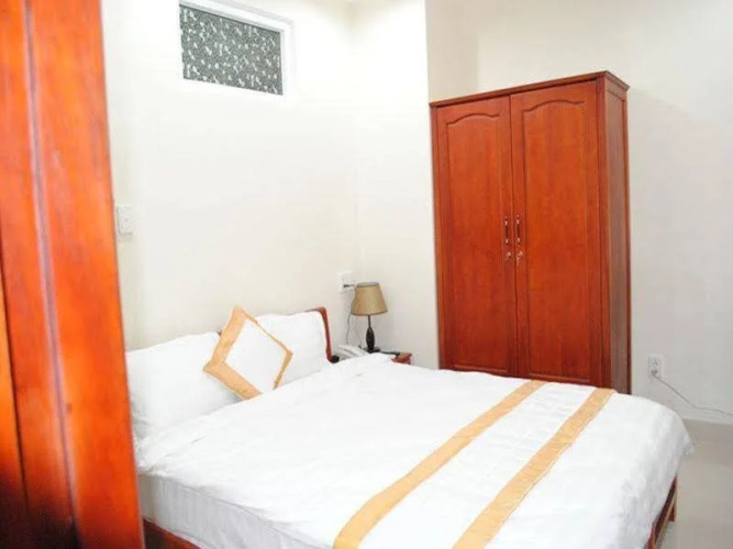 New Moon Hotel