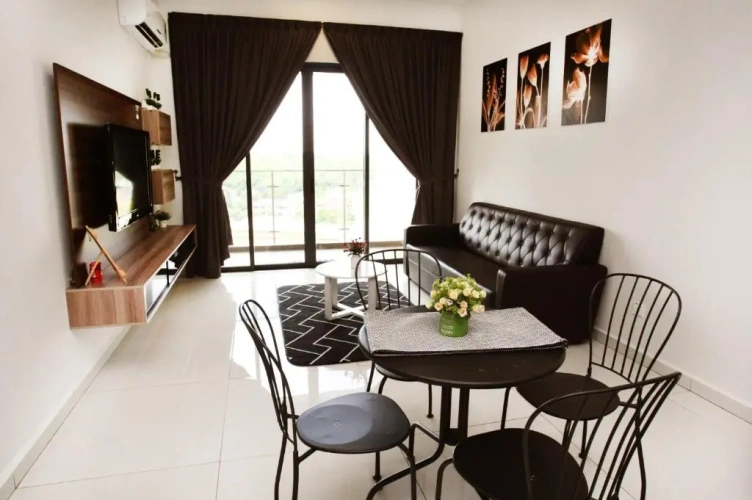 1 Bedroom Apartment with balcony