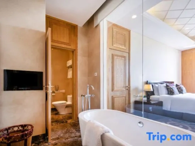 Deluxe Double Suite