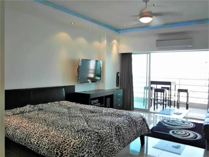 Fantastic sea View Beach Condo
