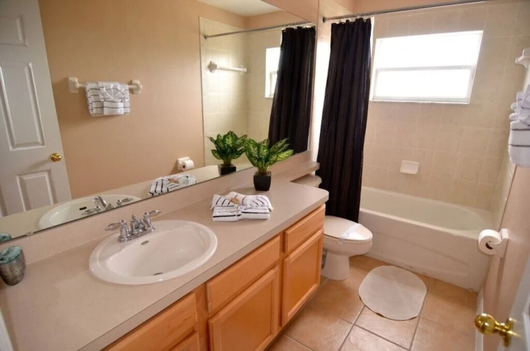 4-Bedroom Villa in Davenport 207BON