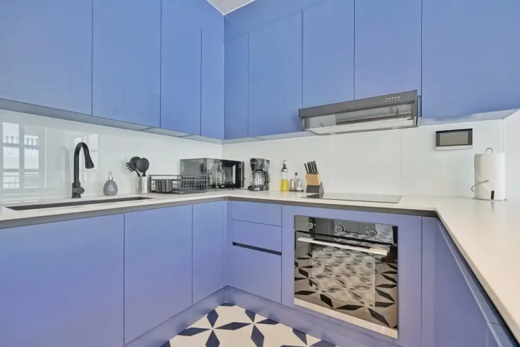 w Spectacular 2BR in Plaza Herrera