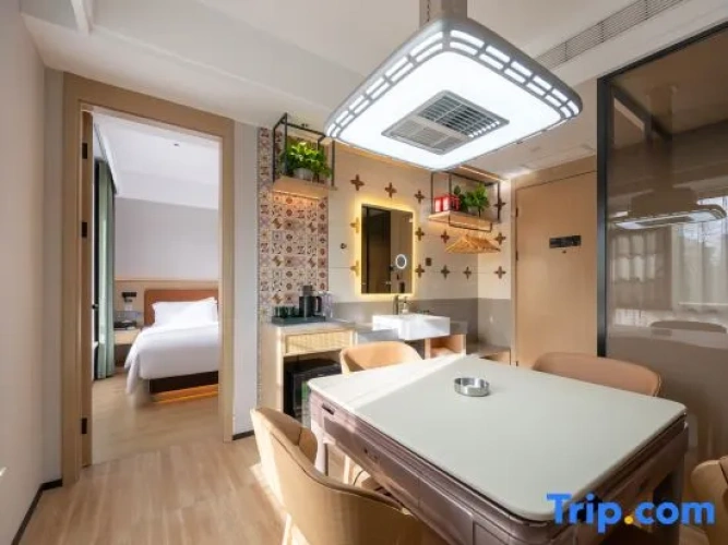 Deluxe Double Suite