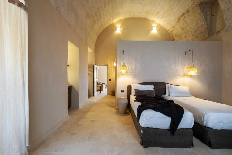 2 Bedrooms Suite