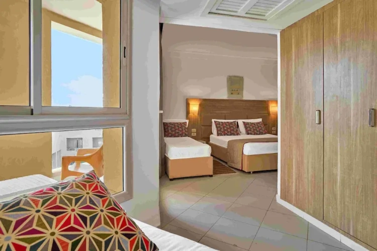 Standard Family room with garden view