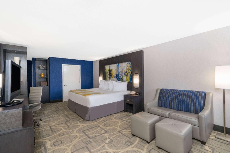 Deluxe Double Suite