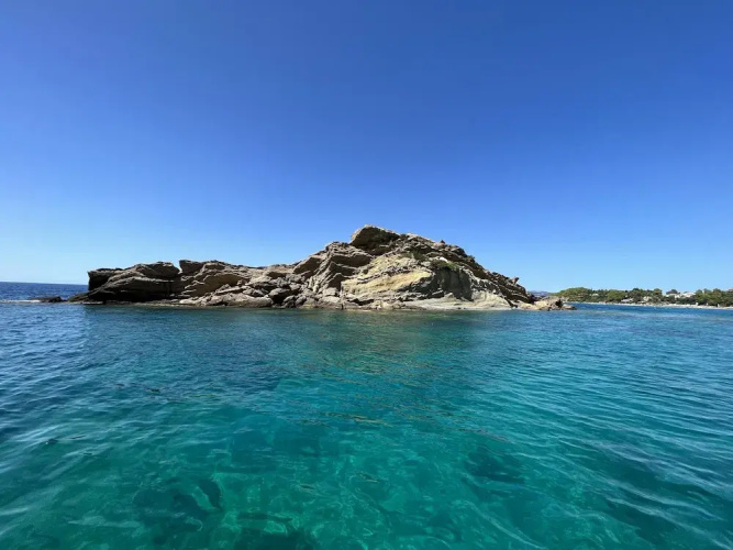 Apollonides Seafront Villa 2 “Melete”