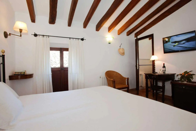 Hotel S'Ardeviu