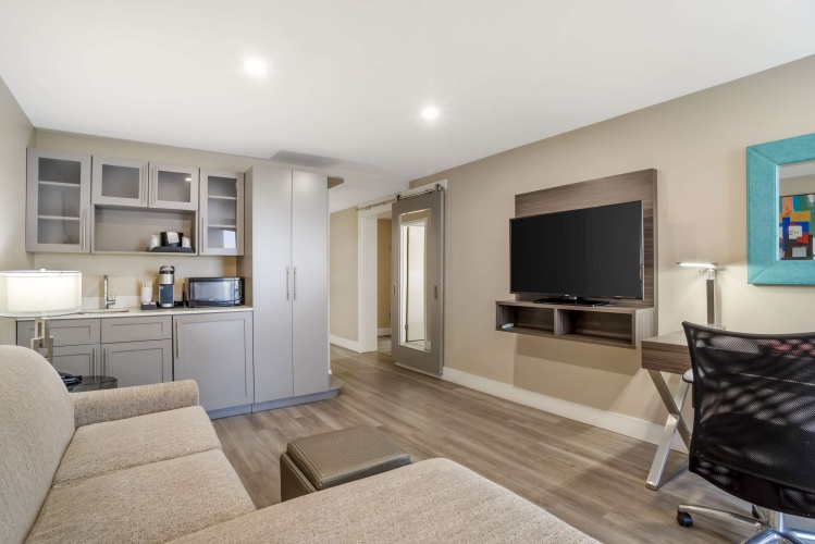Double Suite
