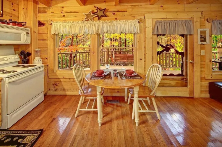 Creekside Hideaway