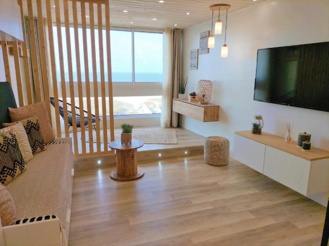 Magnifique Studio Face Mer Avec Place Privative. (Adults Only)