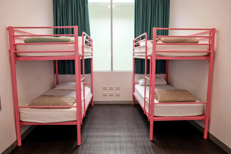 Nomads Sydney - Hostel