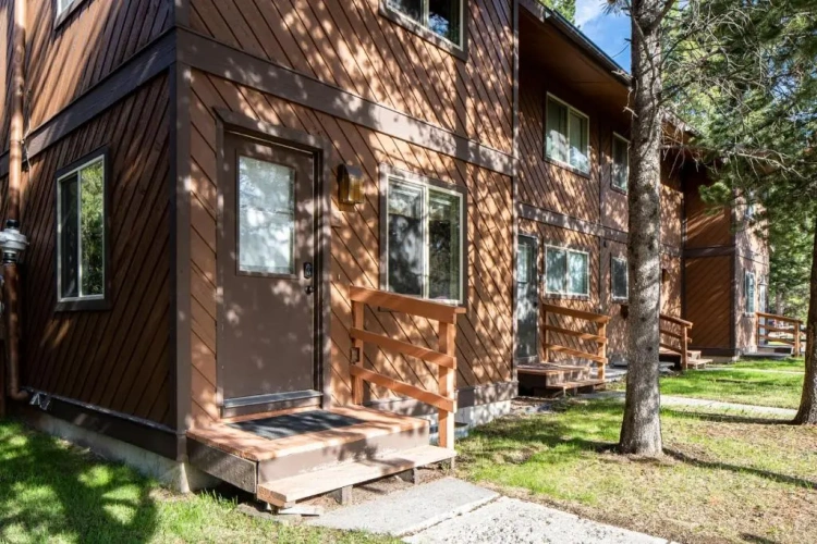 3 Bedrooms Double Cottage