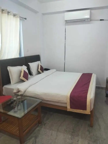 Hotel Rekha International
