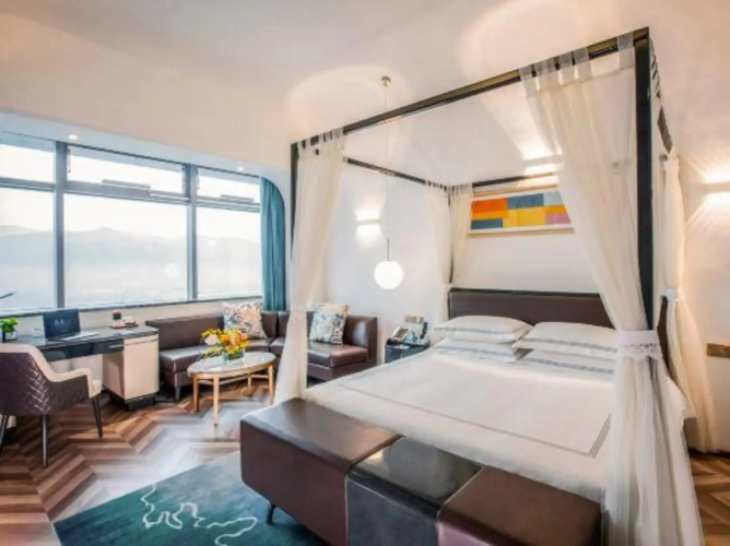 Relex Hotel
