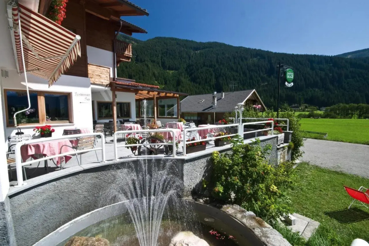 Hotel Tyrol