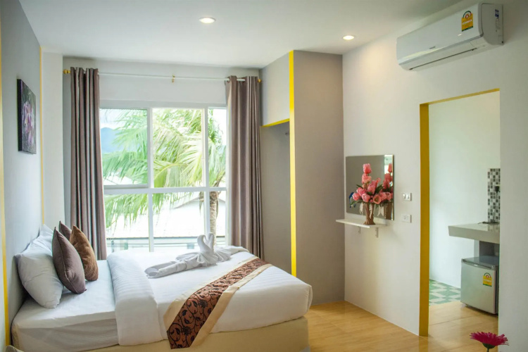 The Sunflower Holiday Hostel
