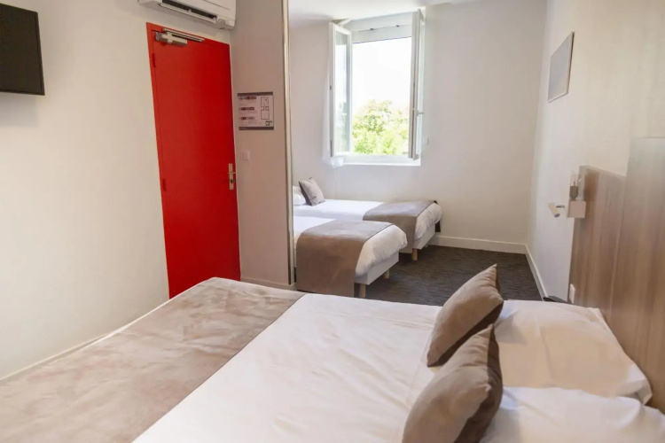 Logis Hôtel Maison Voltaire
