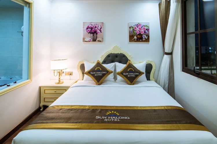 Fronix Sun Hotel Halong