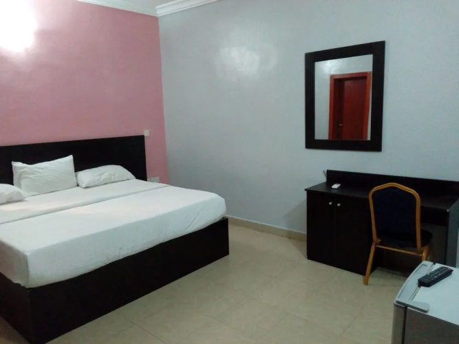 SkyRose Hotel