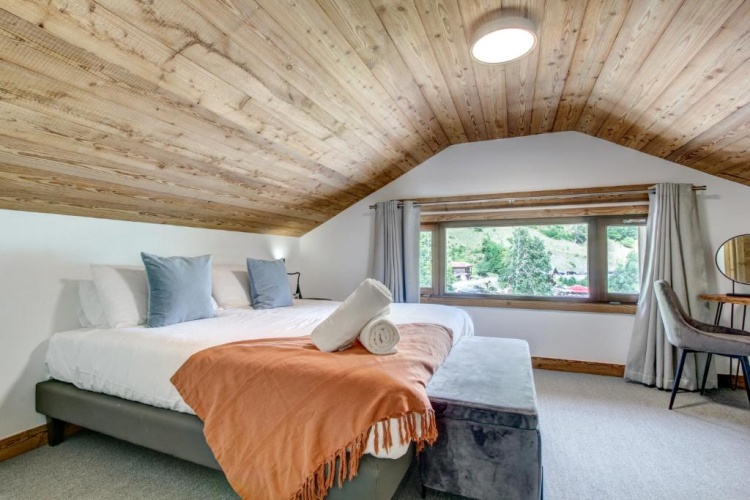 Deluxe Family room