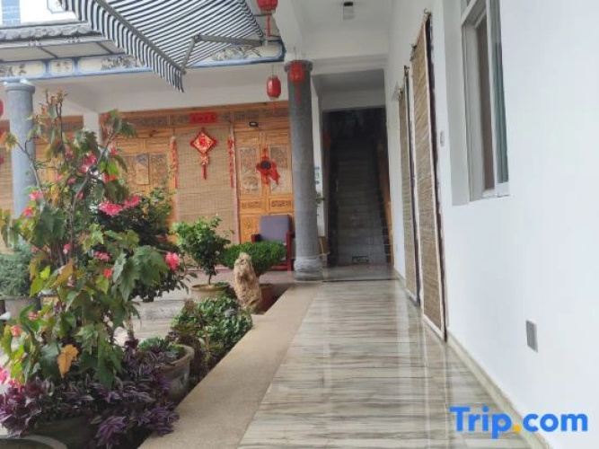 Dali Dushi Courtyard Chinese Inn (Xizhou)