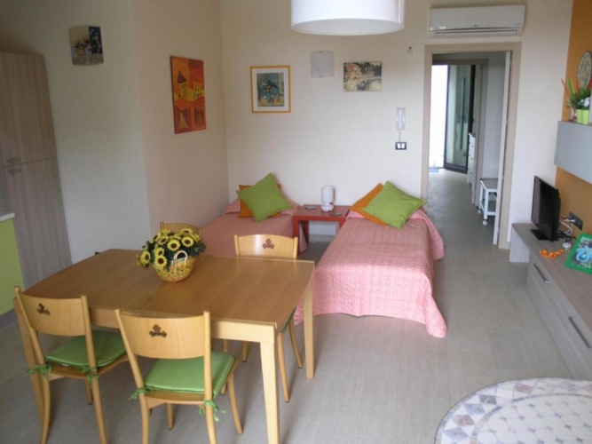 1 Bedroom Apartment