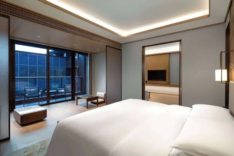 Deluxe Double Suite