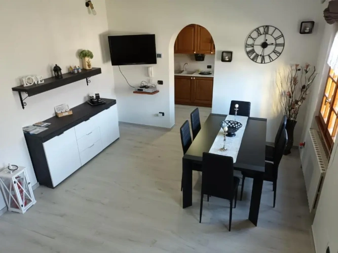 2 Bedrooms Cottage