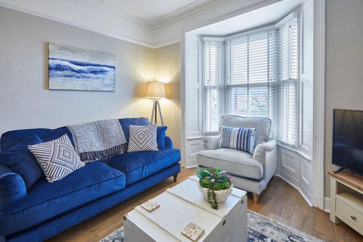 Host Stay Ebb Tide