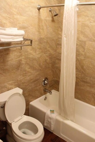 Fairway Inn photo 10