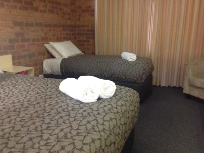 Sugarloaf Motel