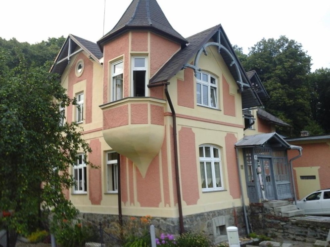3 Bedrooms Deluxe Apartment