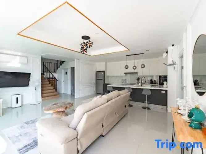 *Luxury Seaview Villa• Rooftop & Private Pool•V163