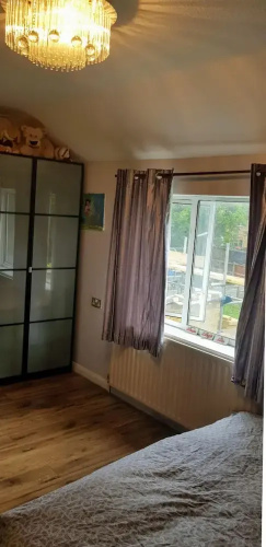 81 Thornaby Gardens
