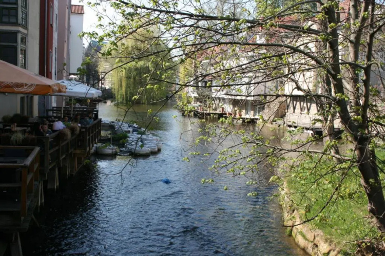 Bebelstr. 67