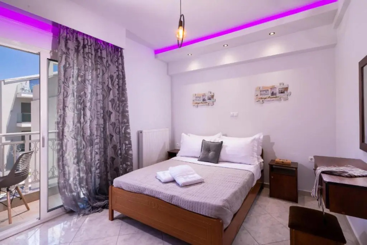Xenia Suites