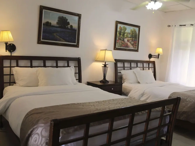Deluxe Quadruple room with mountain view