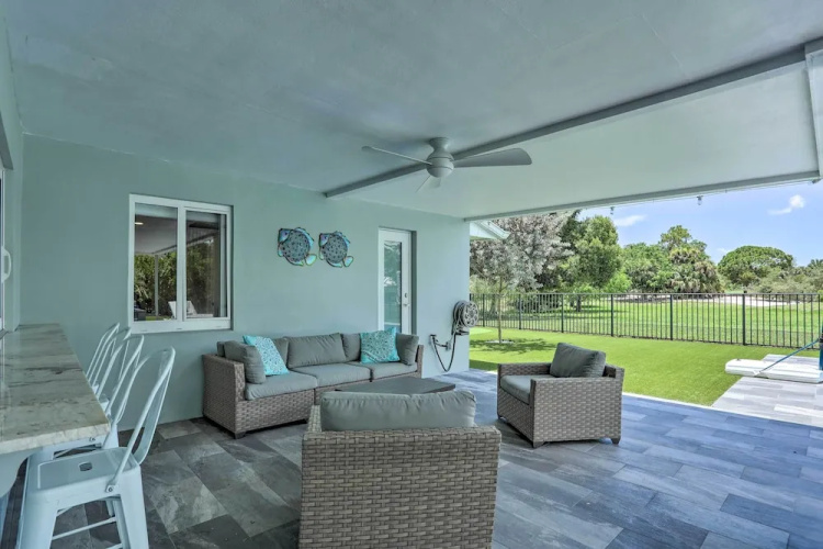 Jupiter Home w/ Private Pool & Putting Green!