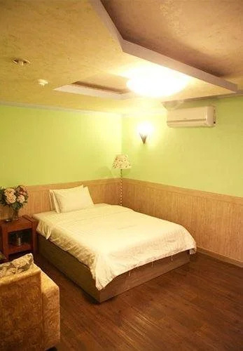 Sydney Hotel